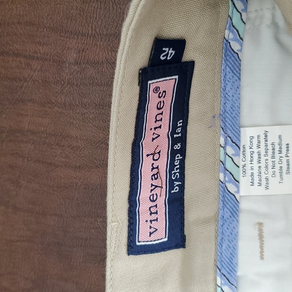 Vineyard vine brand new shorts - Picture 3 of 5